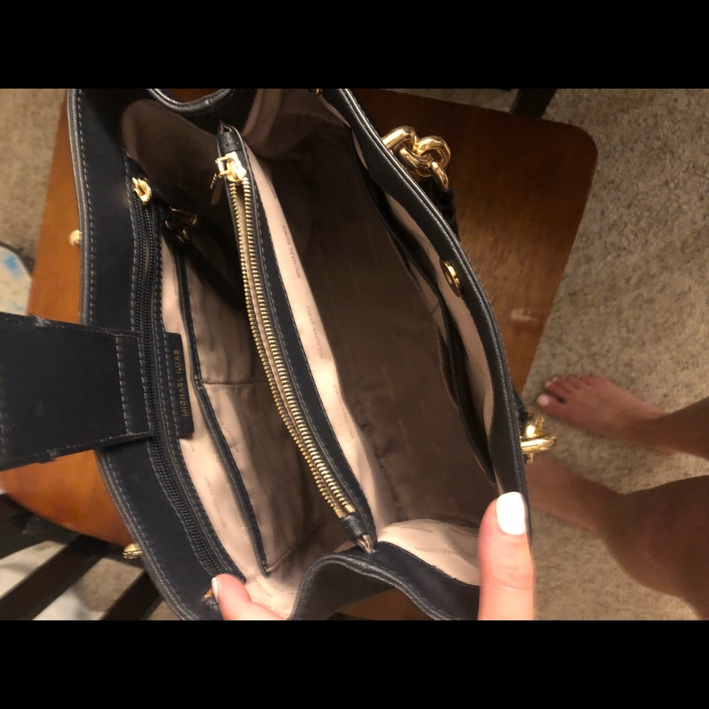 Michael Kors Navy blue & gold purse & wallet. - Picture 4 of 5